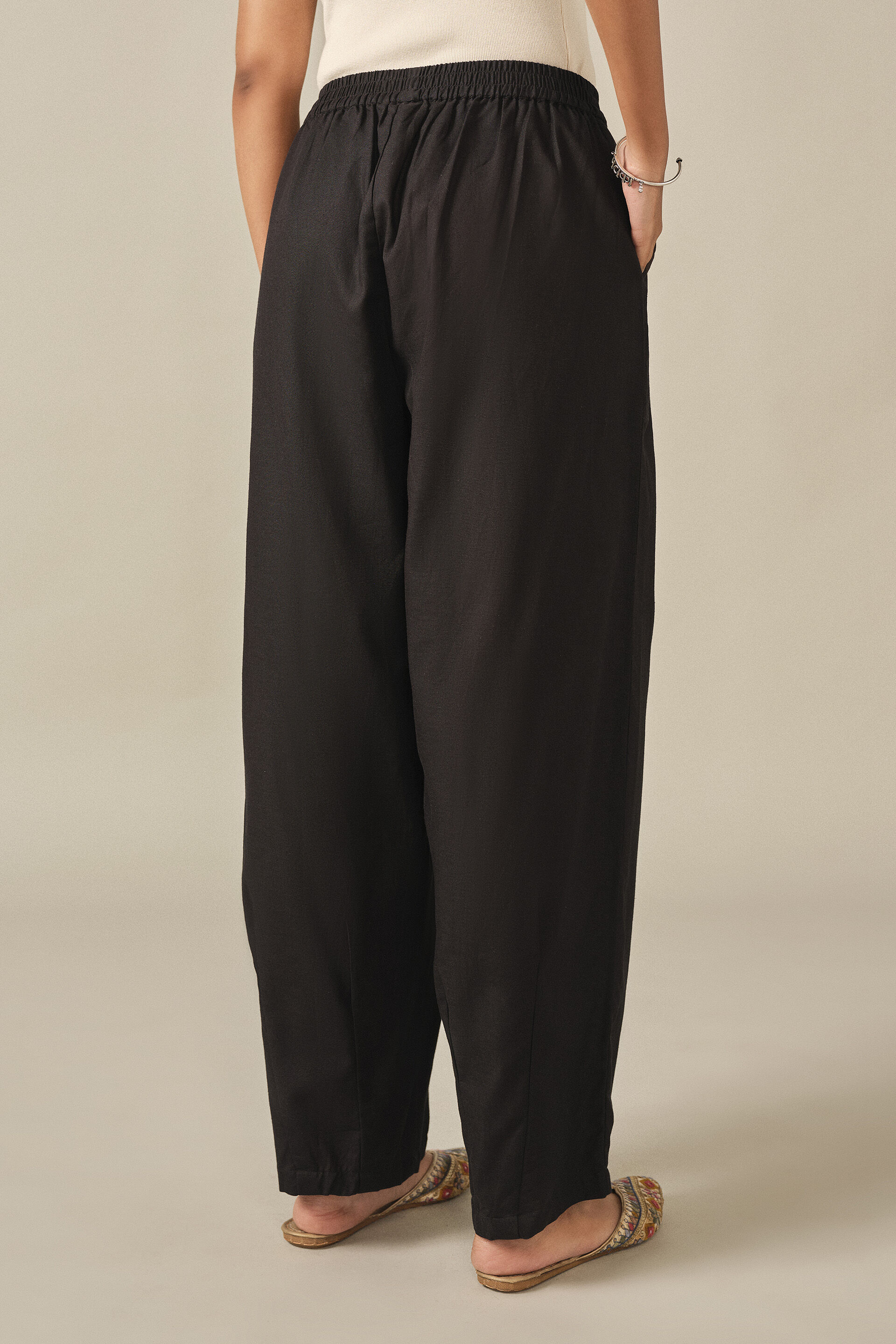 Relaxed Pants in Black, Black, image 4